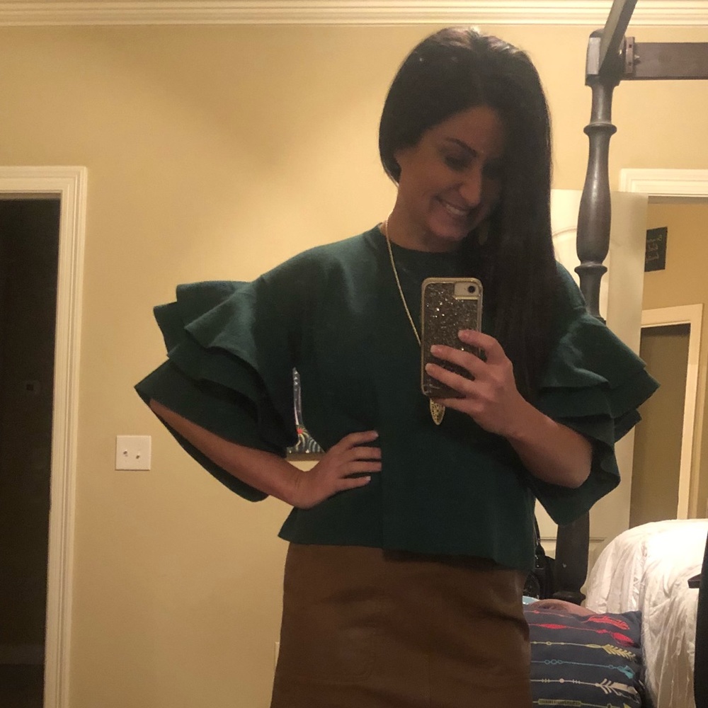 Ruffle sleeve hunter green sweater
